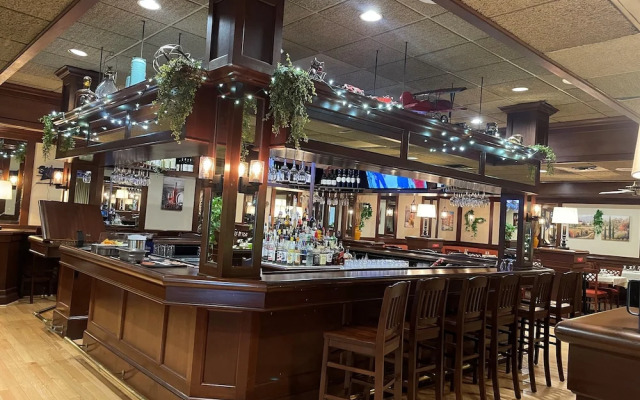 Johnson & Wales Inn Providence/ Seekonk/ramada Seekonk Providence Area