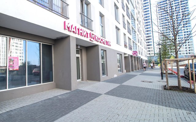 Apartments on Nemirovich-Danchenko Street 148/1