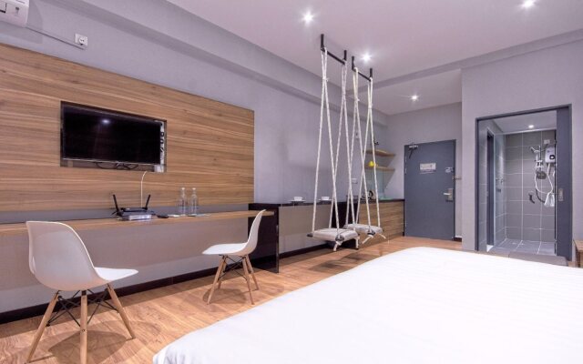 Robusta Suites by mushROOM