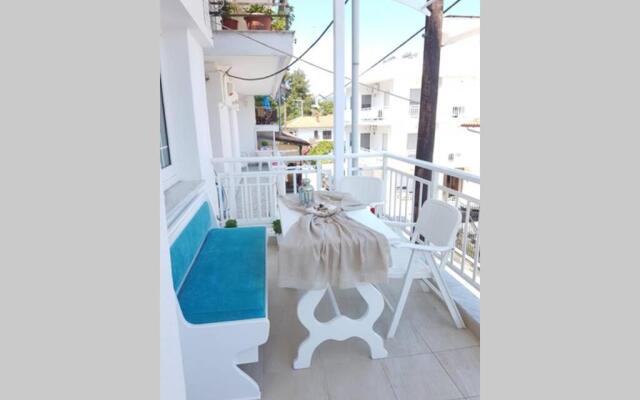 ~MelHouse~ Next to the sea, Spacious, Bright