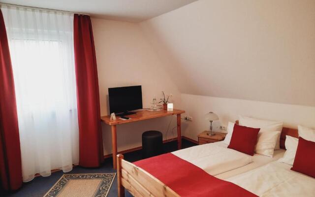 Landgasthof May Hotel