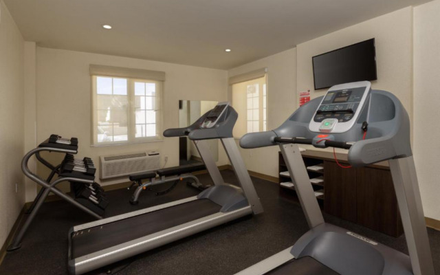 Extended Suites Queretaro Juriquilla