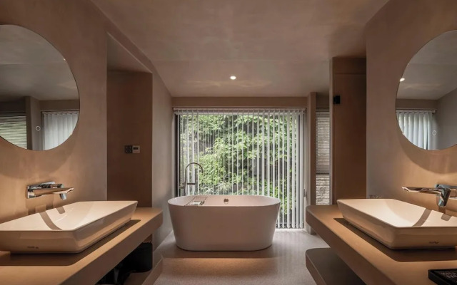 LuxWild Jilai - Shitang Branch