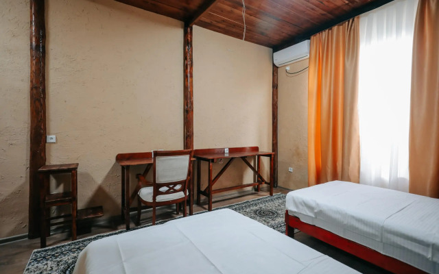 Sultan Kyzyl-Kia (Султан Кызыл-Кия)