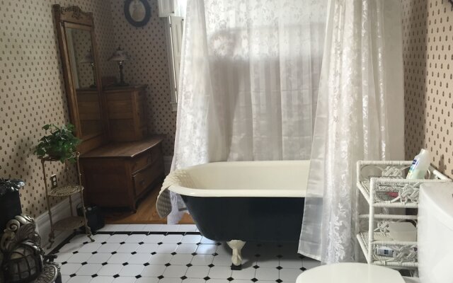 The Todd House Bed and Breakfast