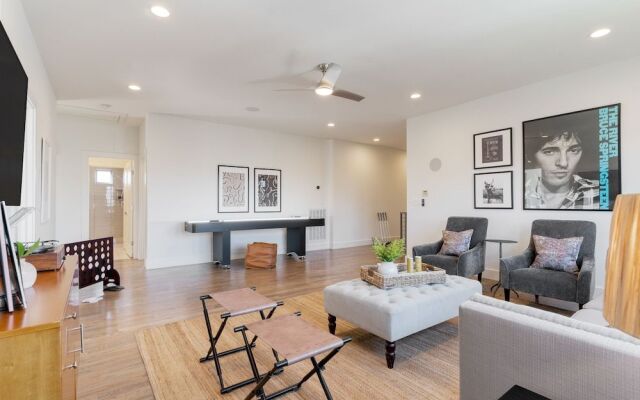 Springsteen by Avantstay Stylish Townhouse in Nashville!