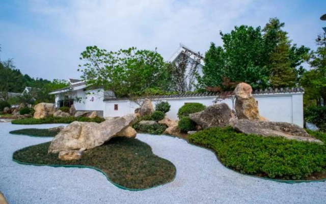 Zihai Yuanxiang Hotel