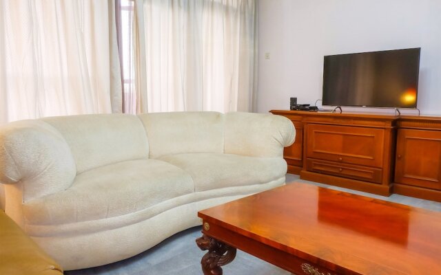 3 Bedrooms Luxury Senopati SCBD Apartment by Travelio