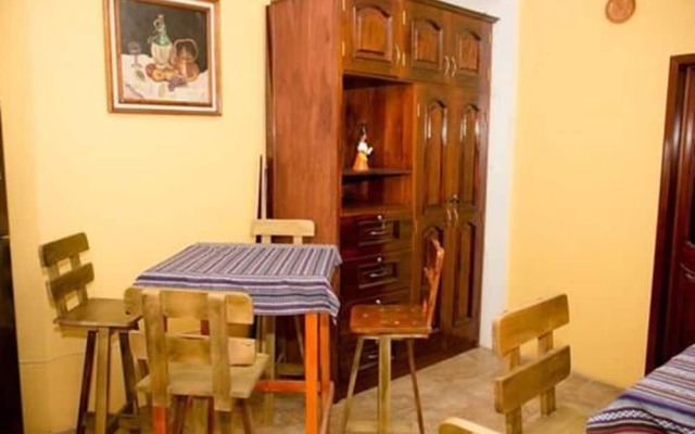 La Luna Hostal