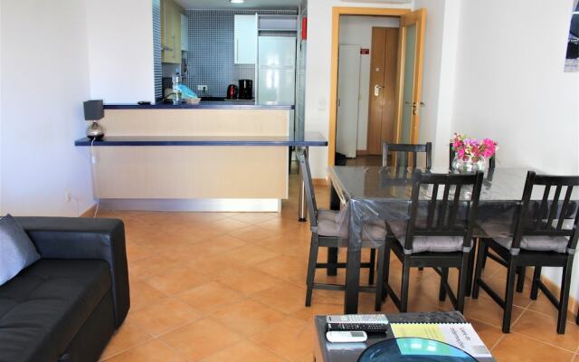 4D Terrace by Casas & Papéis