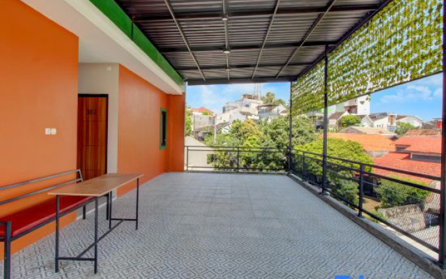 OYO 95180 Enshe Guest House Syariah