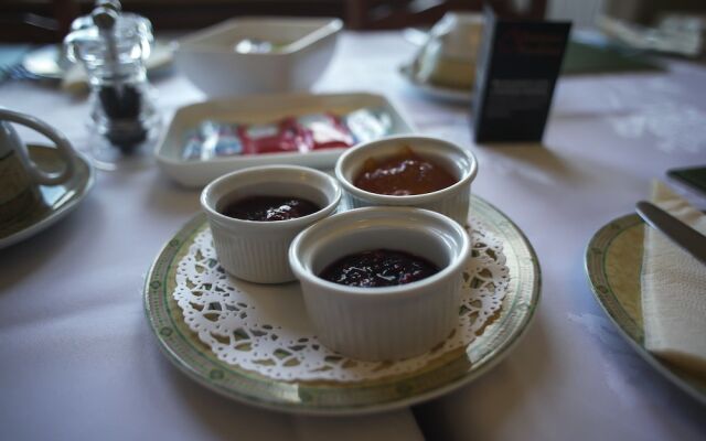 Fir Tree B&B at Galvelbeg House
