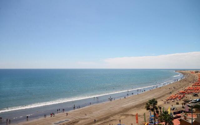 Fantastic apartment with sea views