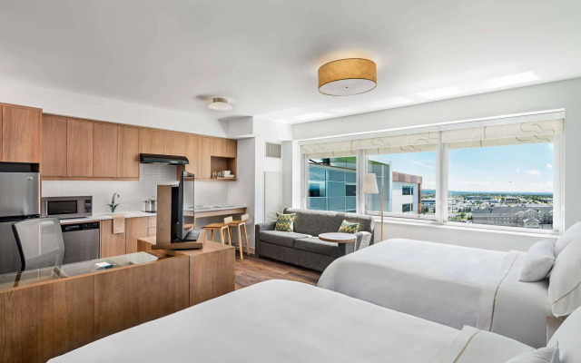 Element by Westin Calgary Airport