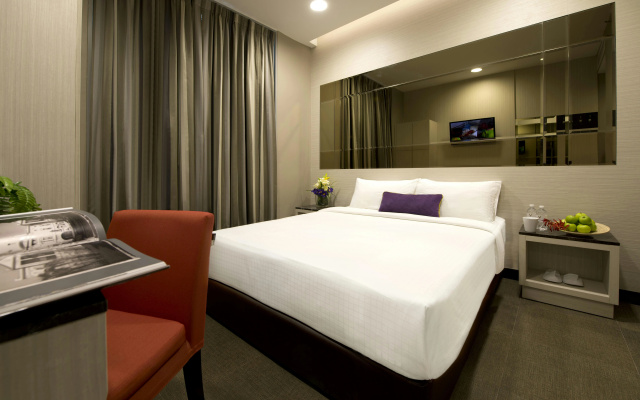 V Hotel Bencoolen