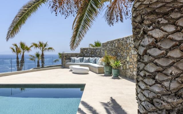 Villa Channel II in Psarou Mykonos