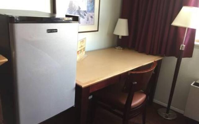 Sea-Tac Crest Motor Inn