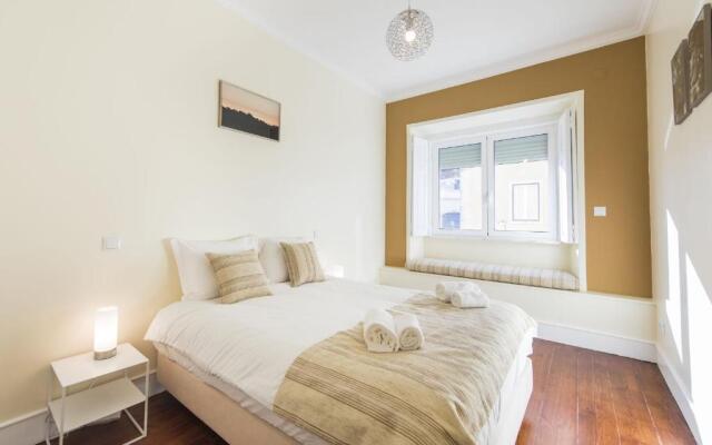 Spacious 4bdr River View