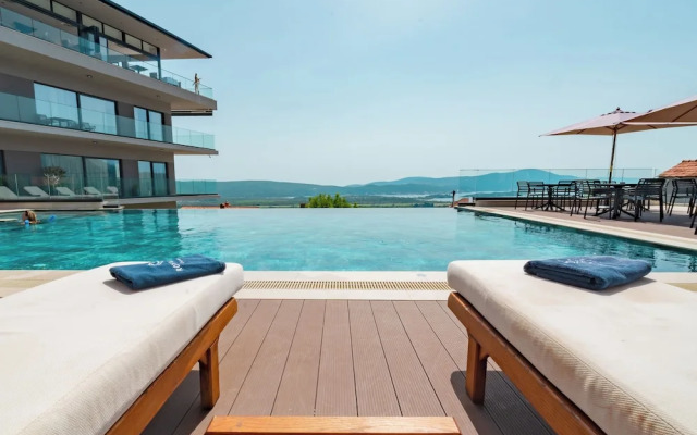 Royal Blue Resort & Residence