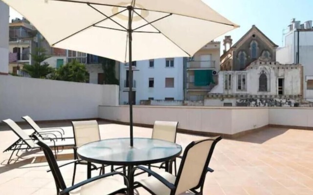 Lucas House by Sitges Group