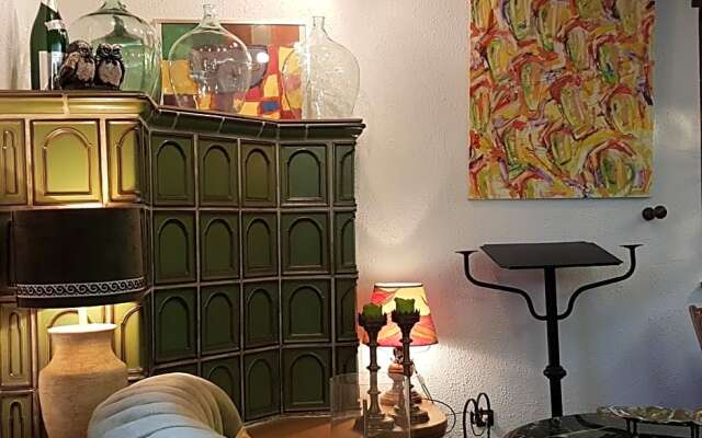 Weinhaus em Wingert