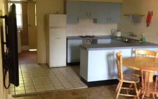 Backpackers Holiday Village