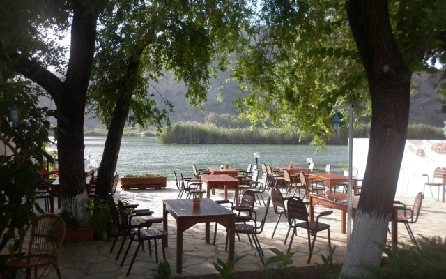 Myra Hotel