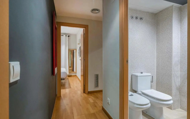 Modern and bright apartment in Eixample 1-2