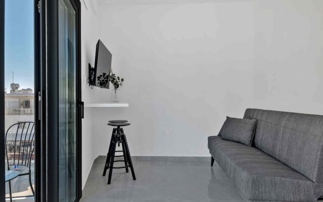 Phaedrus Living: Alkminis Seaview Suites Mare
