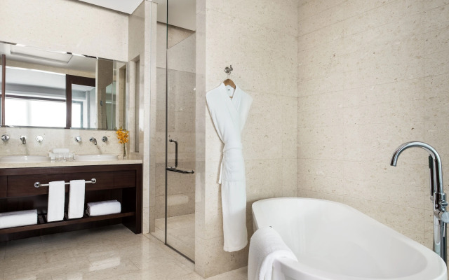 Cordis, Beijing Capital Airport by Langham Hospitality Group