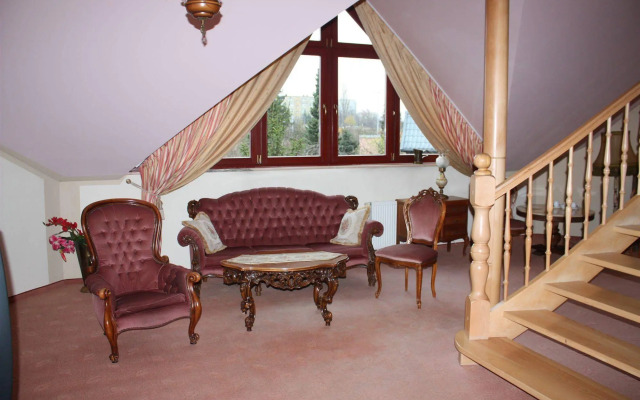 Royal Residence