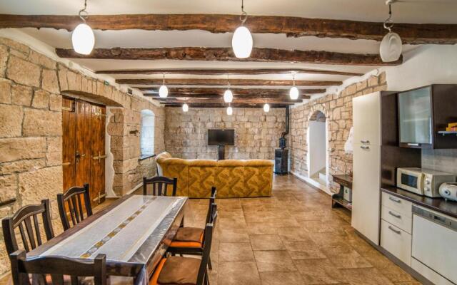 Holiday home Šterna 662