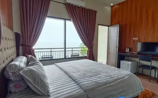 Morowali Beach Hotel