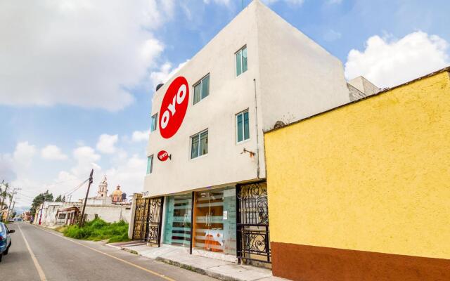 OYO Hotel Familiar Tollan