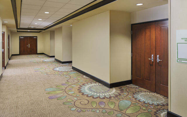 Holiday Inn Grand Rapids Airport by IHG