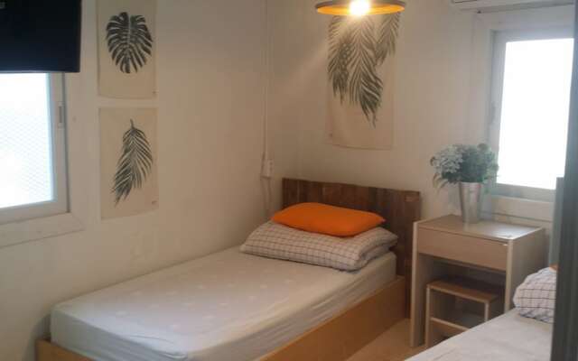 Lemon Tree Guesthouse 2 - Hostel