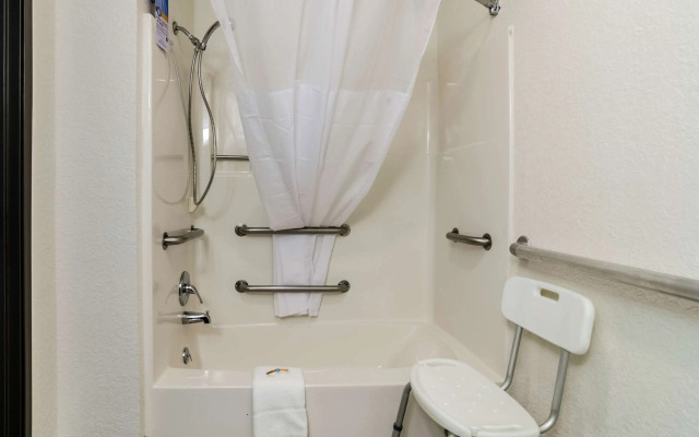 Quality Inn Great Bend