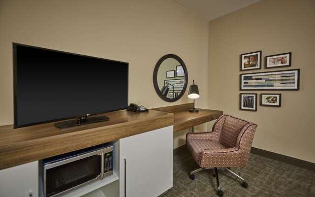 Hampton Inn & Suites Roseburg