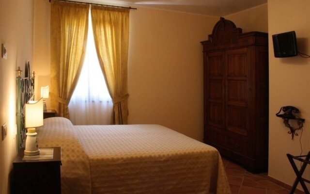 Antico Casale Fra Marche E Umbria