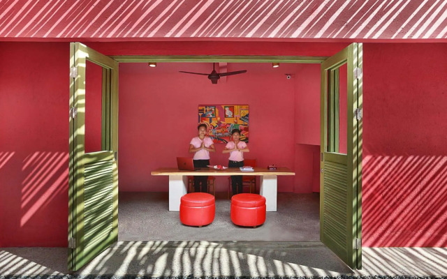 PinkCoco Gili Trawangan - Constant Surprises- for Cool Adults Only