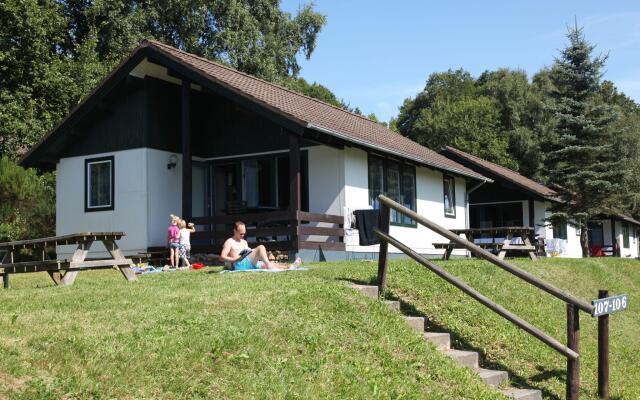 Detached bungalow in Naturpark Nordeifel near a reservoir