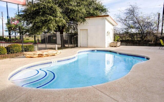 Motel 6 Georgetown, TX