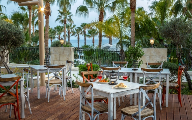 Aquamare Beach Hotel & Spa