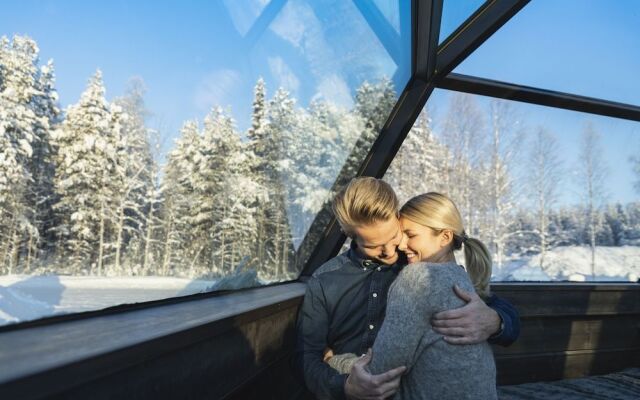 Arctic SnowHotel & Glass Igloos