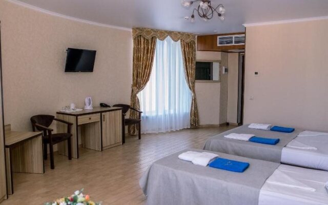Hotel Aqua Villa