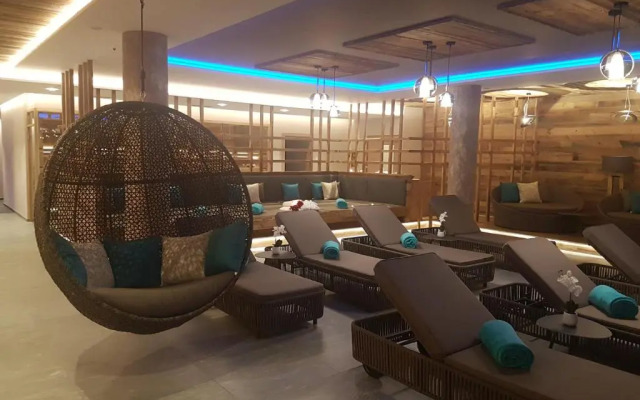 Molaris Lodge