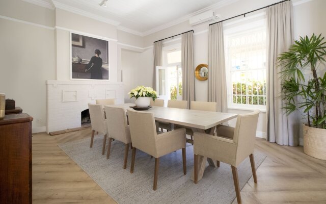 Middedorp Villa and Apartments