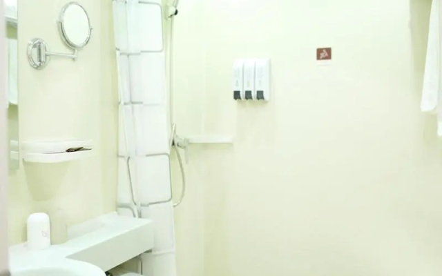 JUN Hotels Shandong Linyi Luozhuang District Shuangyue Lake Road