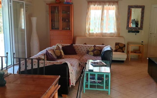 Beautiful 2-Bed Villa in Zakynthos
