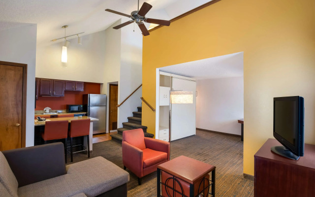 SenS Suites Livermore, SureStay Collection by Best Western